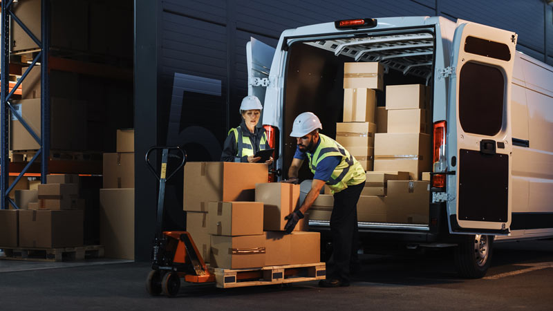 Jak dbać o bezpieczeństwo podczas prowadzenia wózka widłowego?